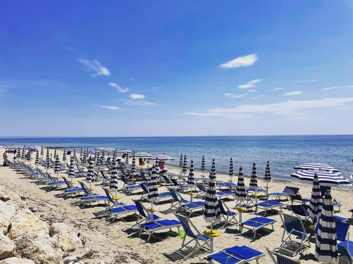 Riva dei Greci Camping Village Metaponto Esterno foto