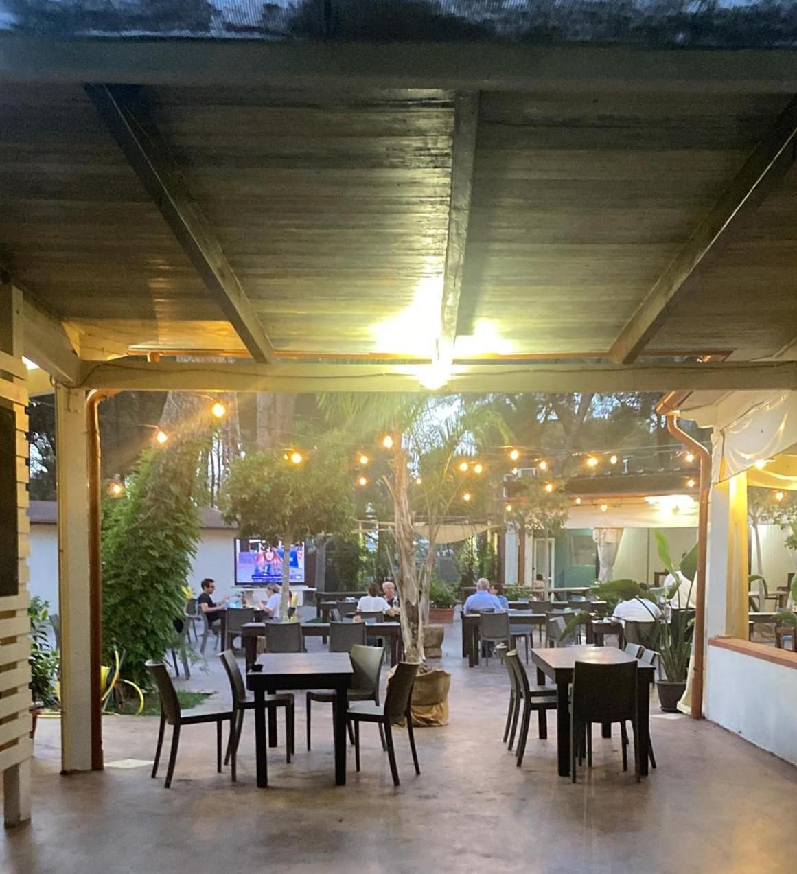 Riva dei Greci Camping Village Metaponto Esterno foto