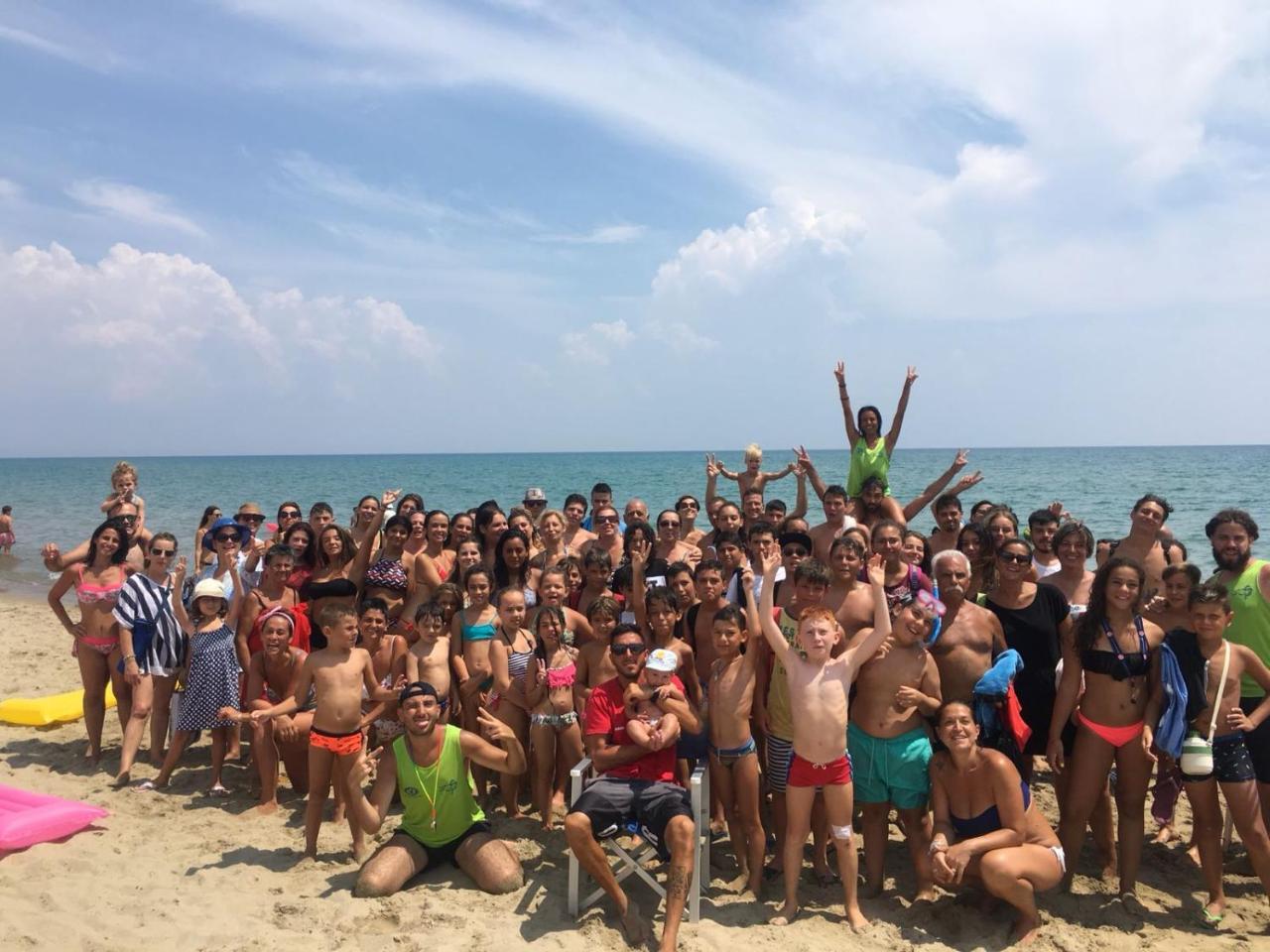 Riva dei Greci Camping Village Metaponto Esterno foto